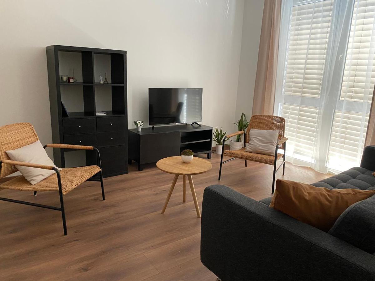 Sziget Apartment ジュール エクステリア 写真